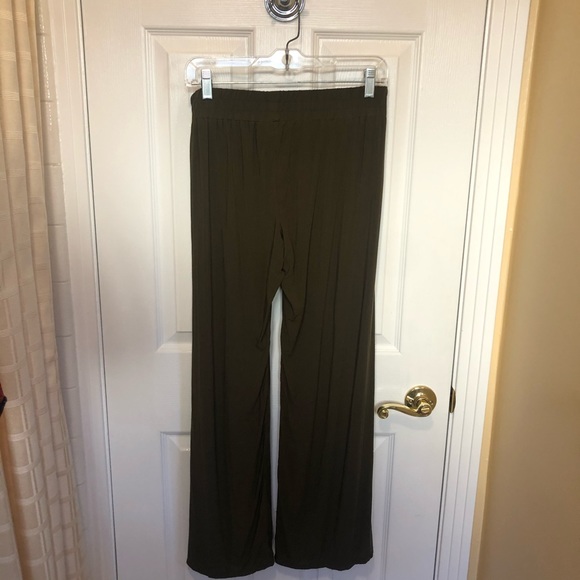 BeBop (Macy’s) Flowy Green Pants - Picture 2 of 3